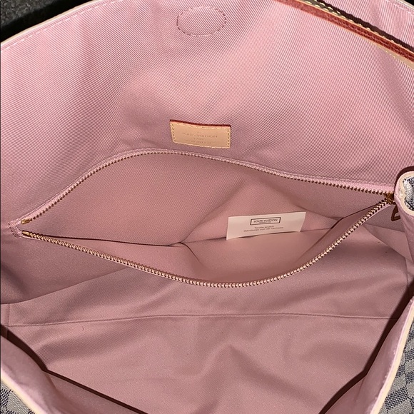 Like New Louis Vuitton Graceful MM - Picture 3 of 8